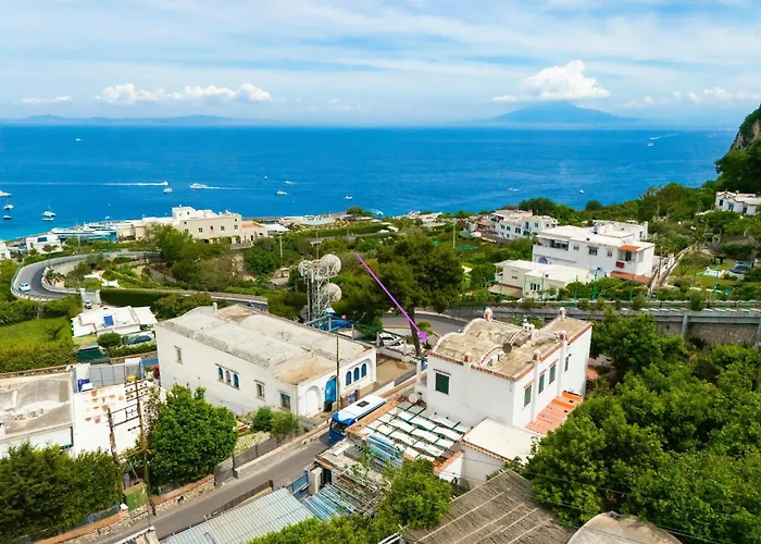 Nella Curva Della Funicolare, *