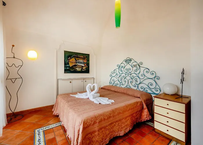 Appartement Nella Curva Della Funicolare, Capri