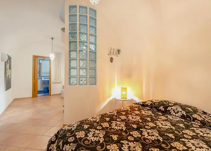 Apartamento Nella Curva Della Funicolare, *