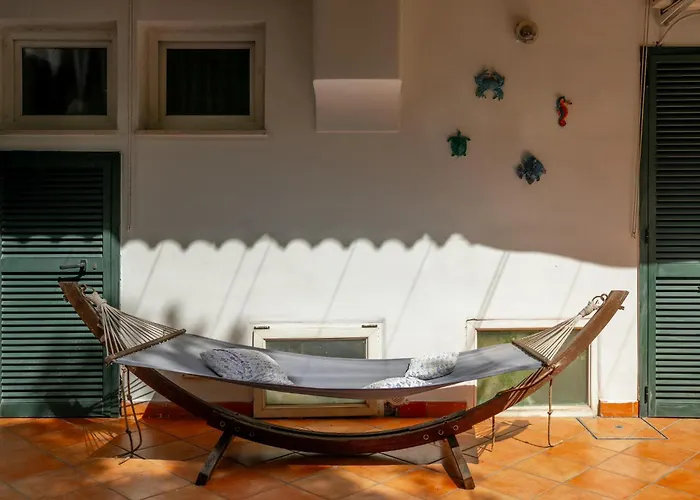 Apartamento Nella Curva Della Funicolare, *